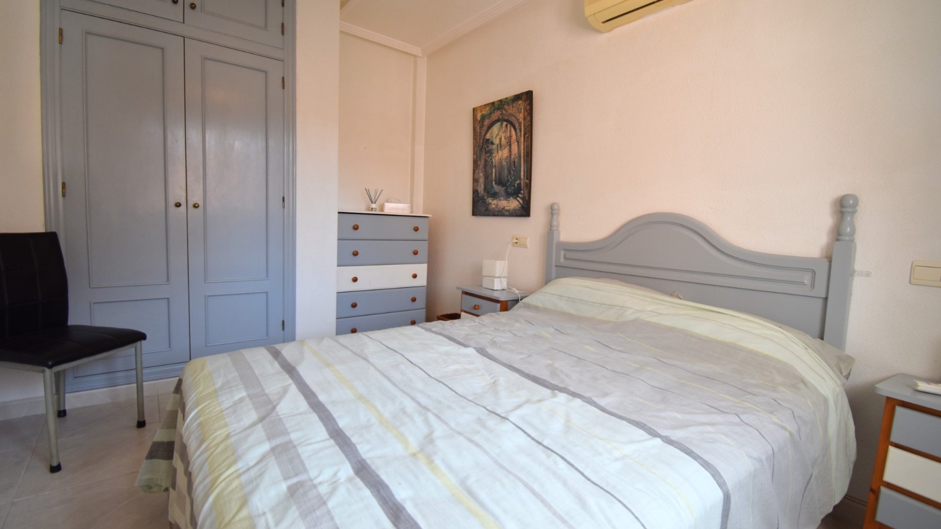 Reventa - Apartamentos -
Orihuela Costa - Playa Flamenca