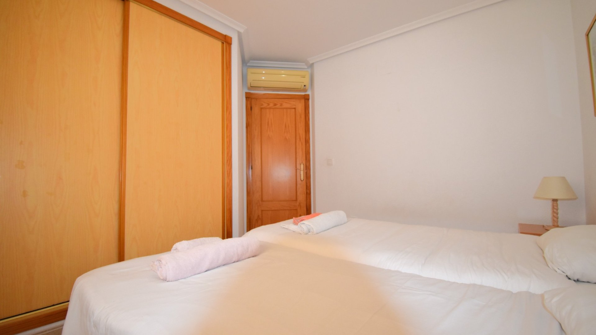 Reventa - Apartamentos -
Orihuela Costa - Playa Flamenca