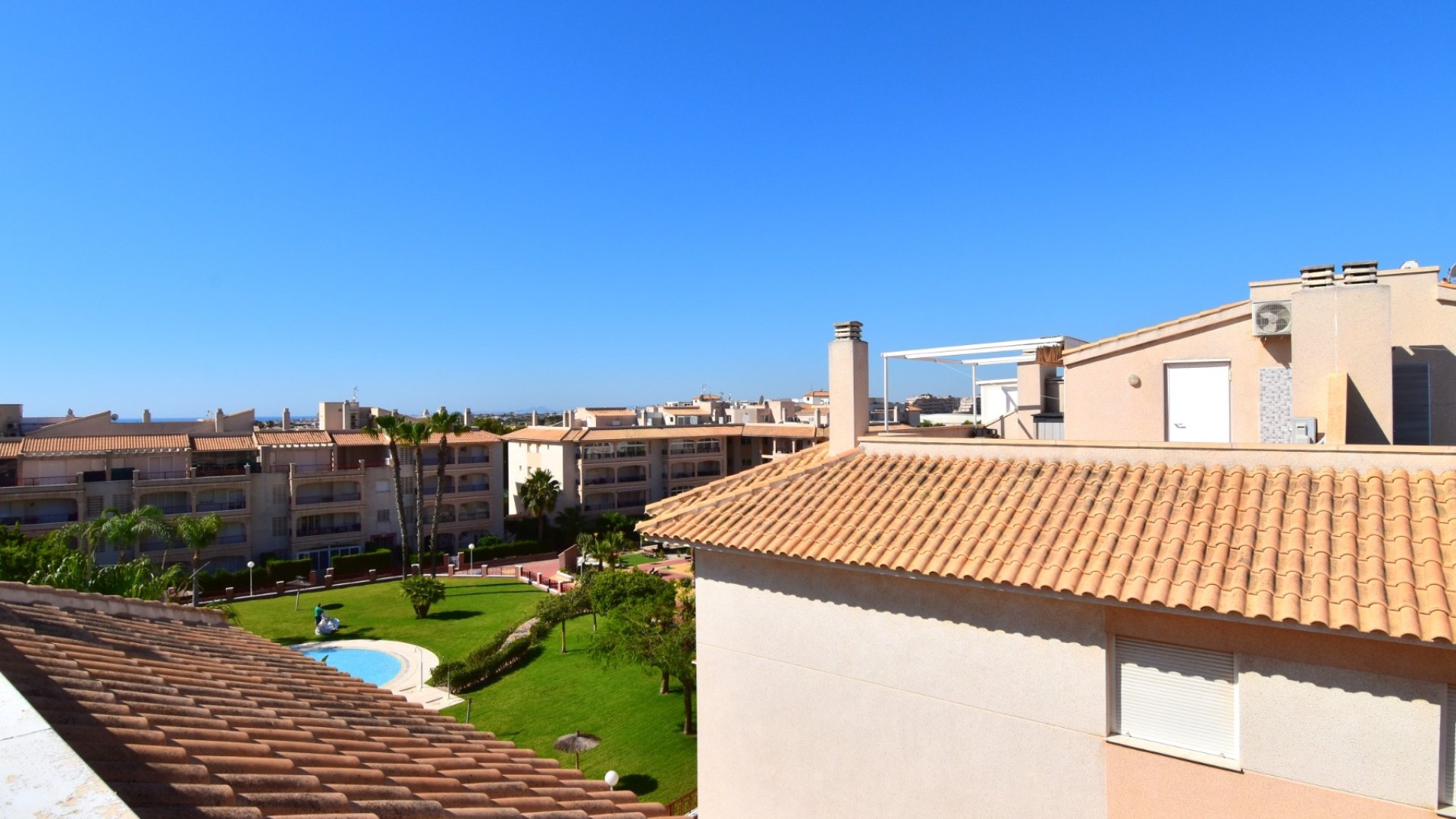 Reventa - Apartamentos -
Orihuela Costa - Playa Flamenca