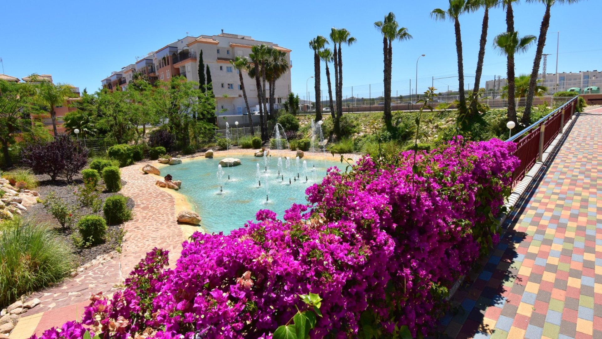 Reventa - Apartamentos -
Orihuela Costa - Playa Flamenca