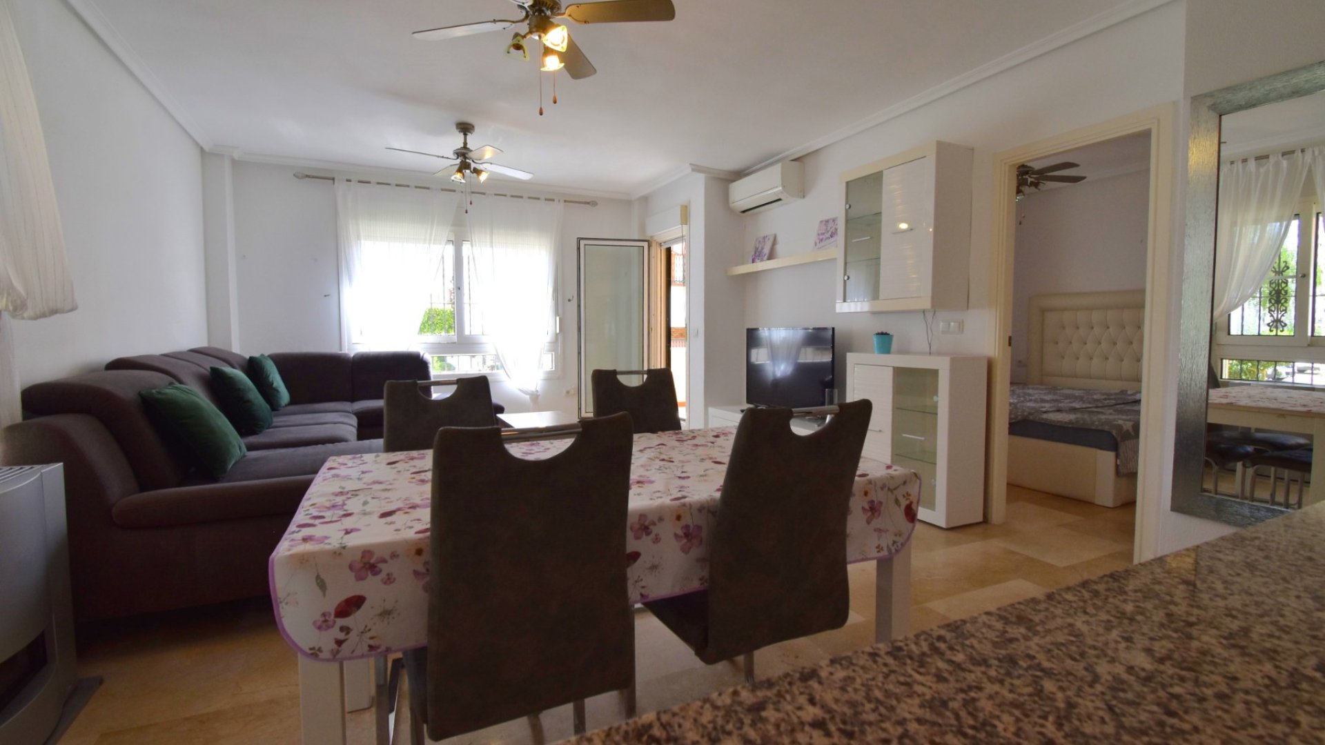 Reventa - Apartamentos -
Orihuela Costa - Playa Flamenca