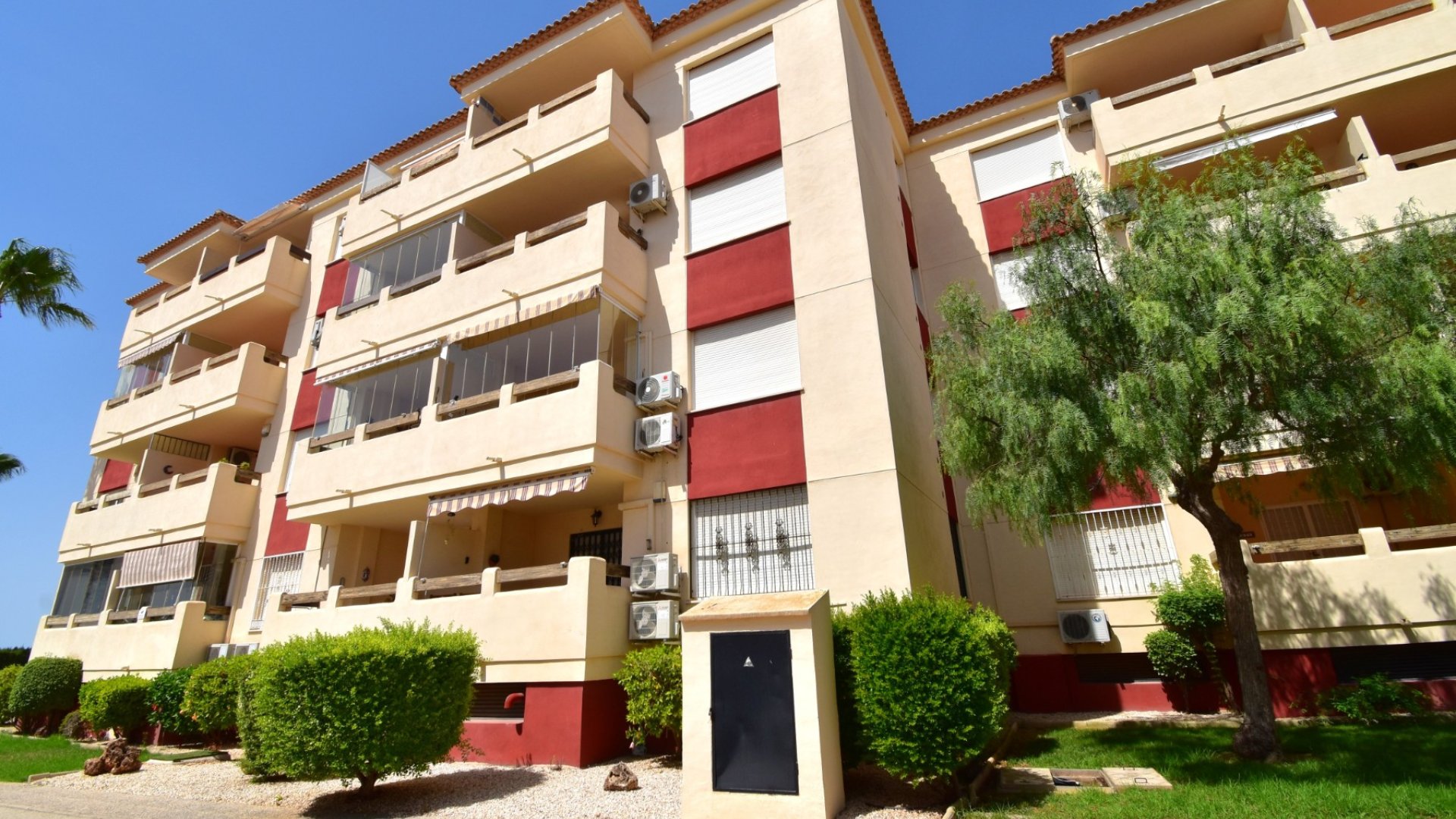 Reventa - Apartamentos -
Orihuela Costa - Playa Flamenca