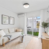 Reventa - Apartamentos -
Orihuela Costa - Playa Flamenca