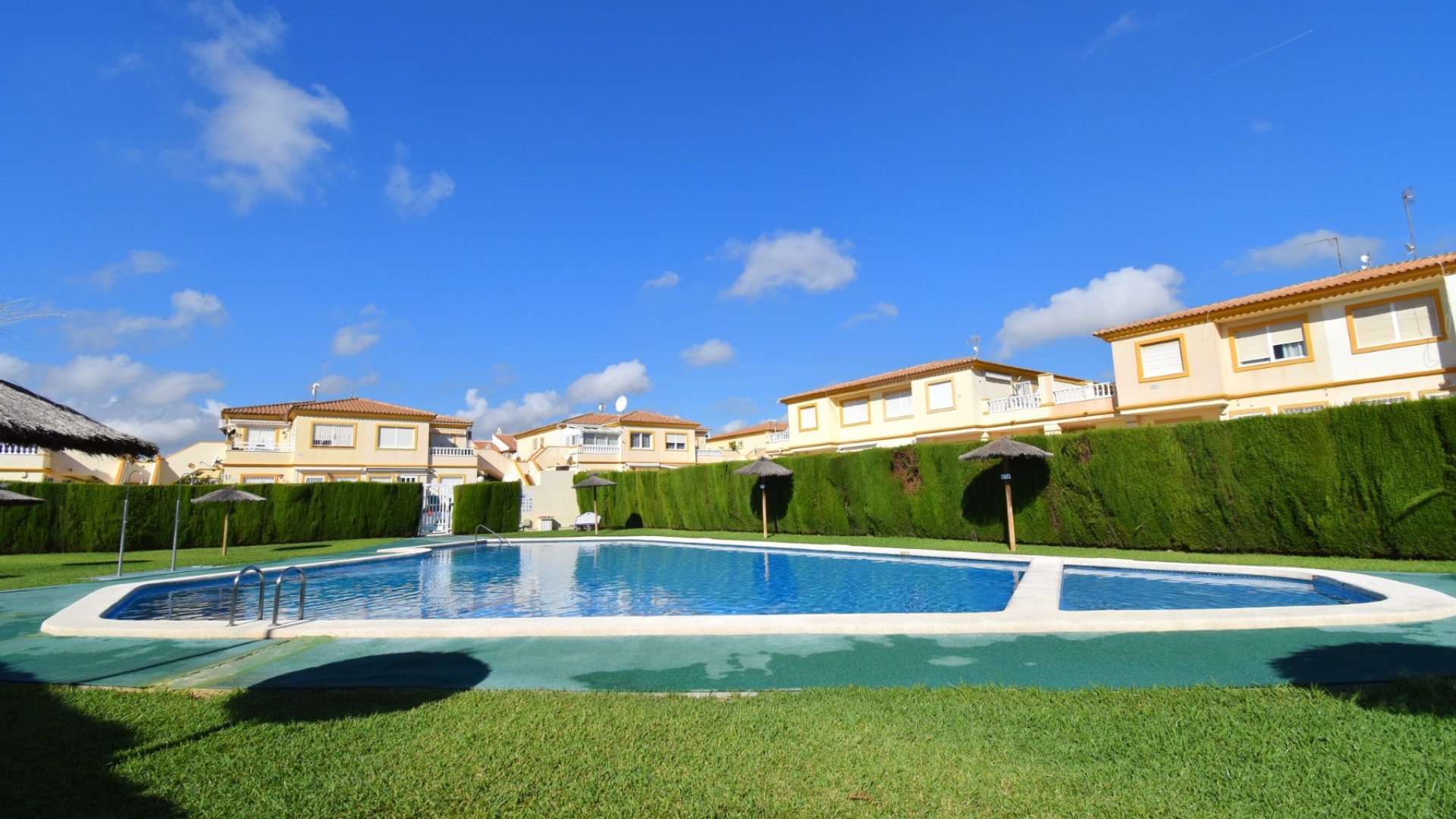 Reventa - Apartamentos -
Orihuela Costa - Playa Flamenca