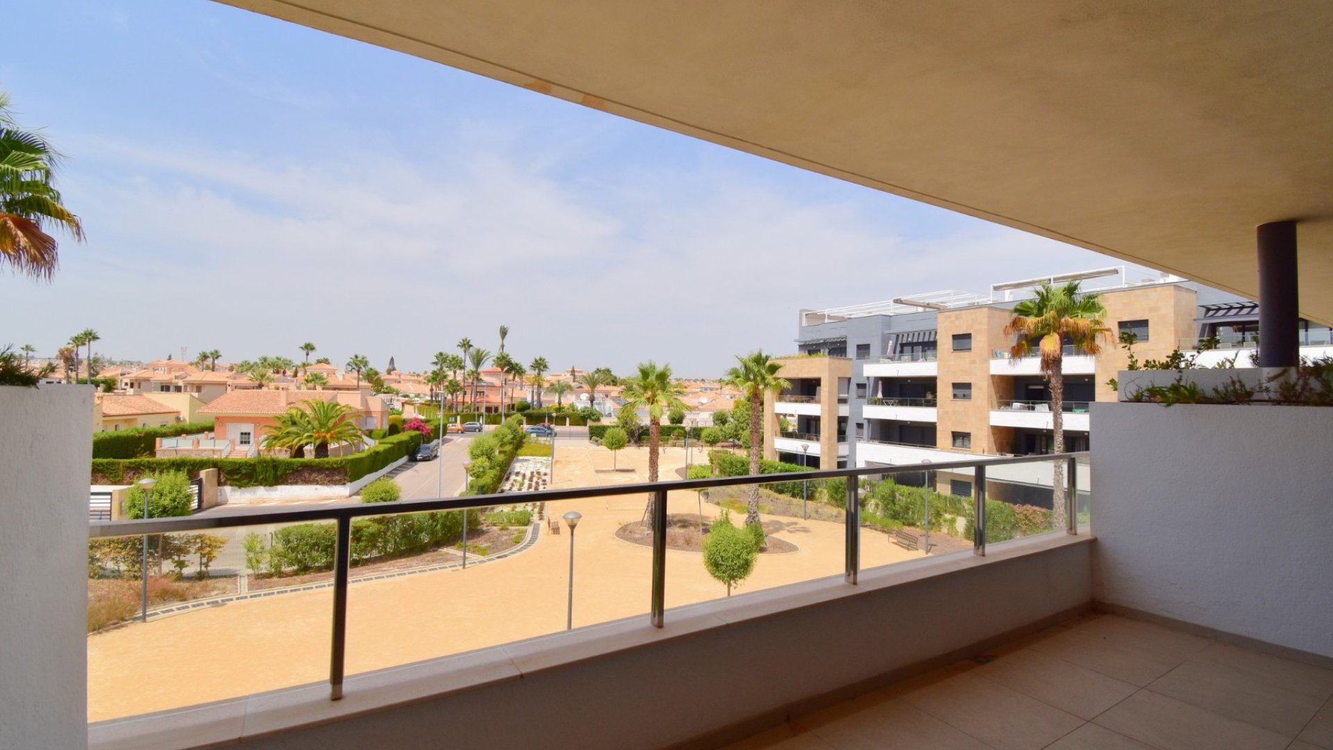 Reventa - Apartamentos -
Orihuela Costa - Playa Flamenca