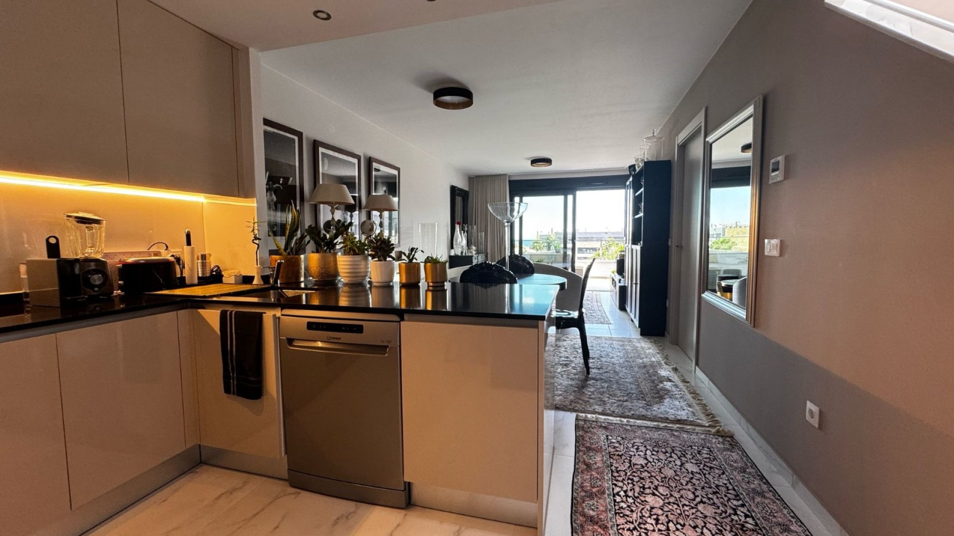 Reventa - Apartamentos -
Orihuela Costa - Playa Flamenca