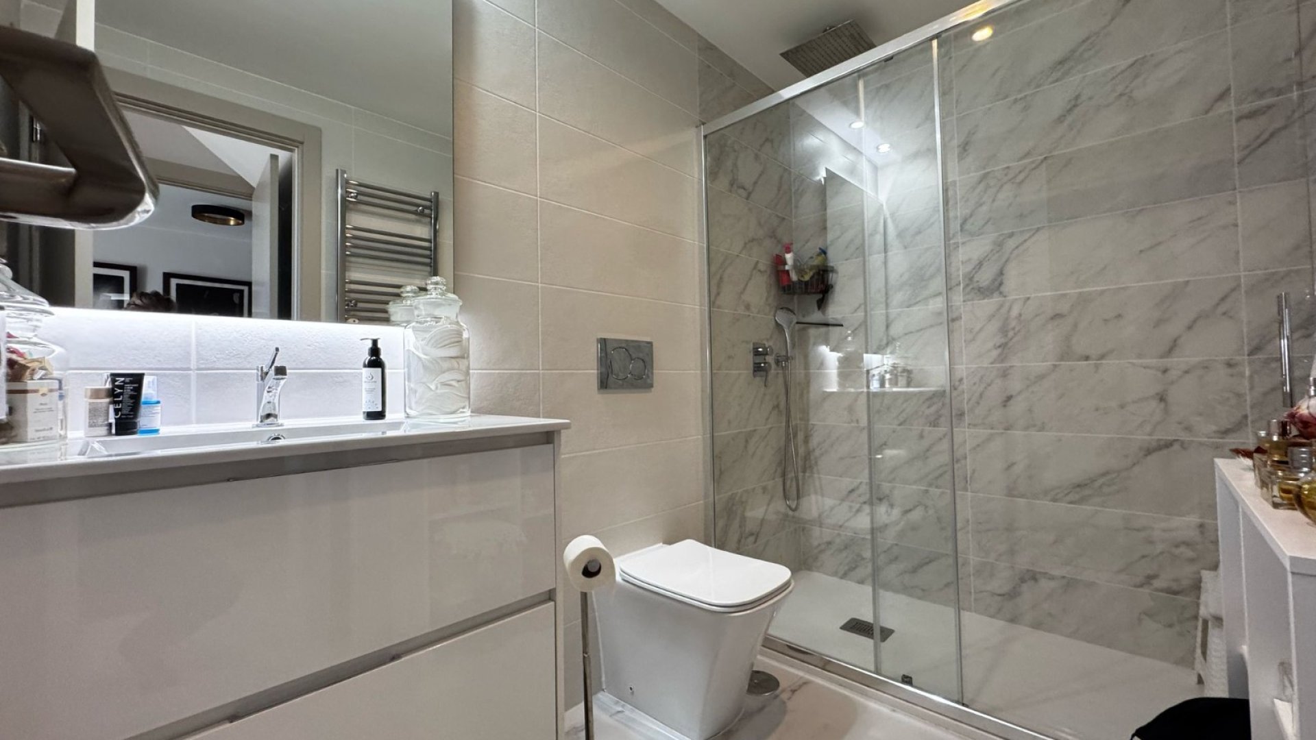 Reventa - Apartamentos -
Orihuela Costa - Playa Flamenca