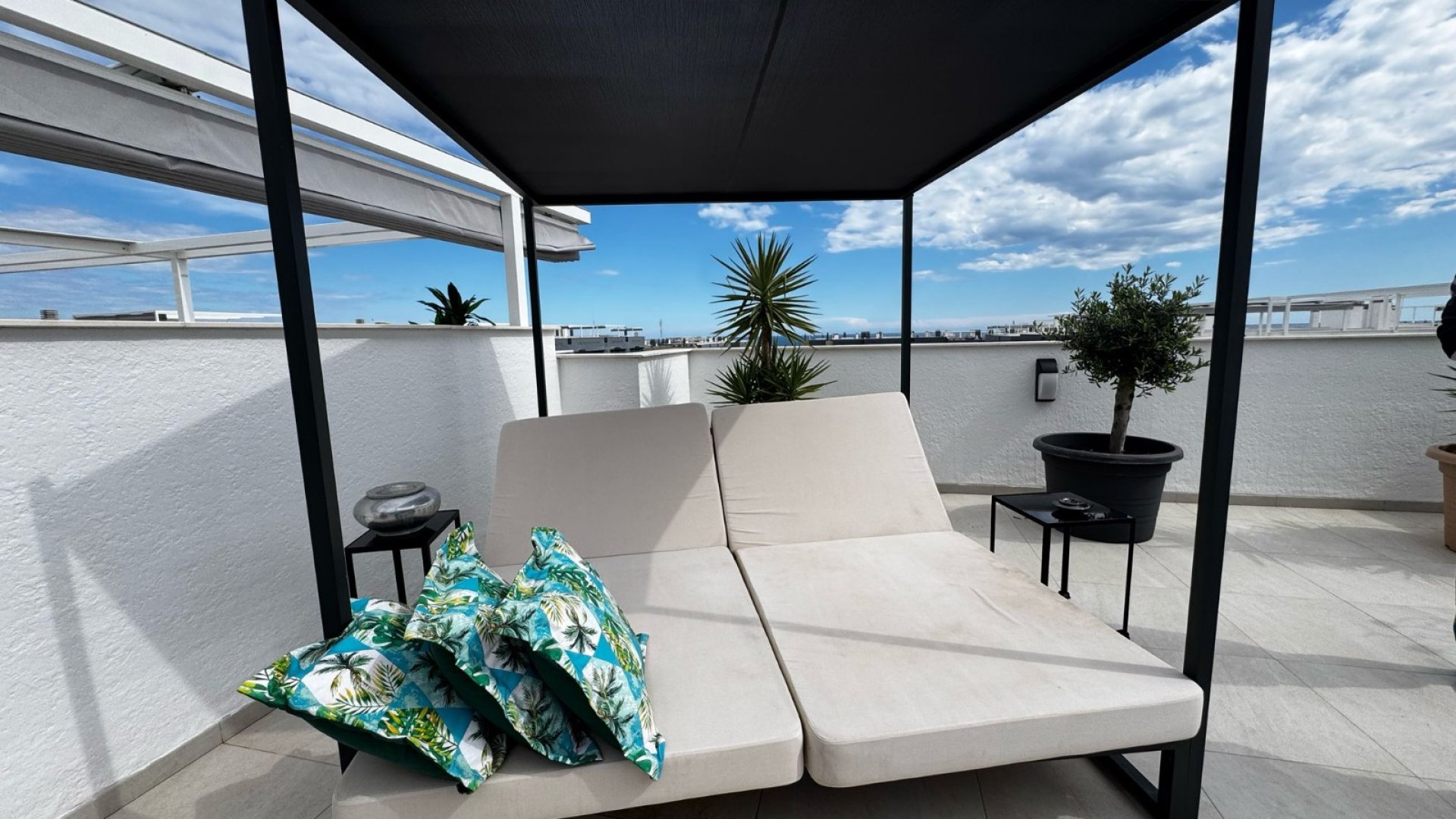Reventa - Apartamentos -
Orihuela Costa - Playa Flamenca