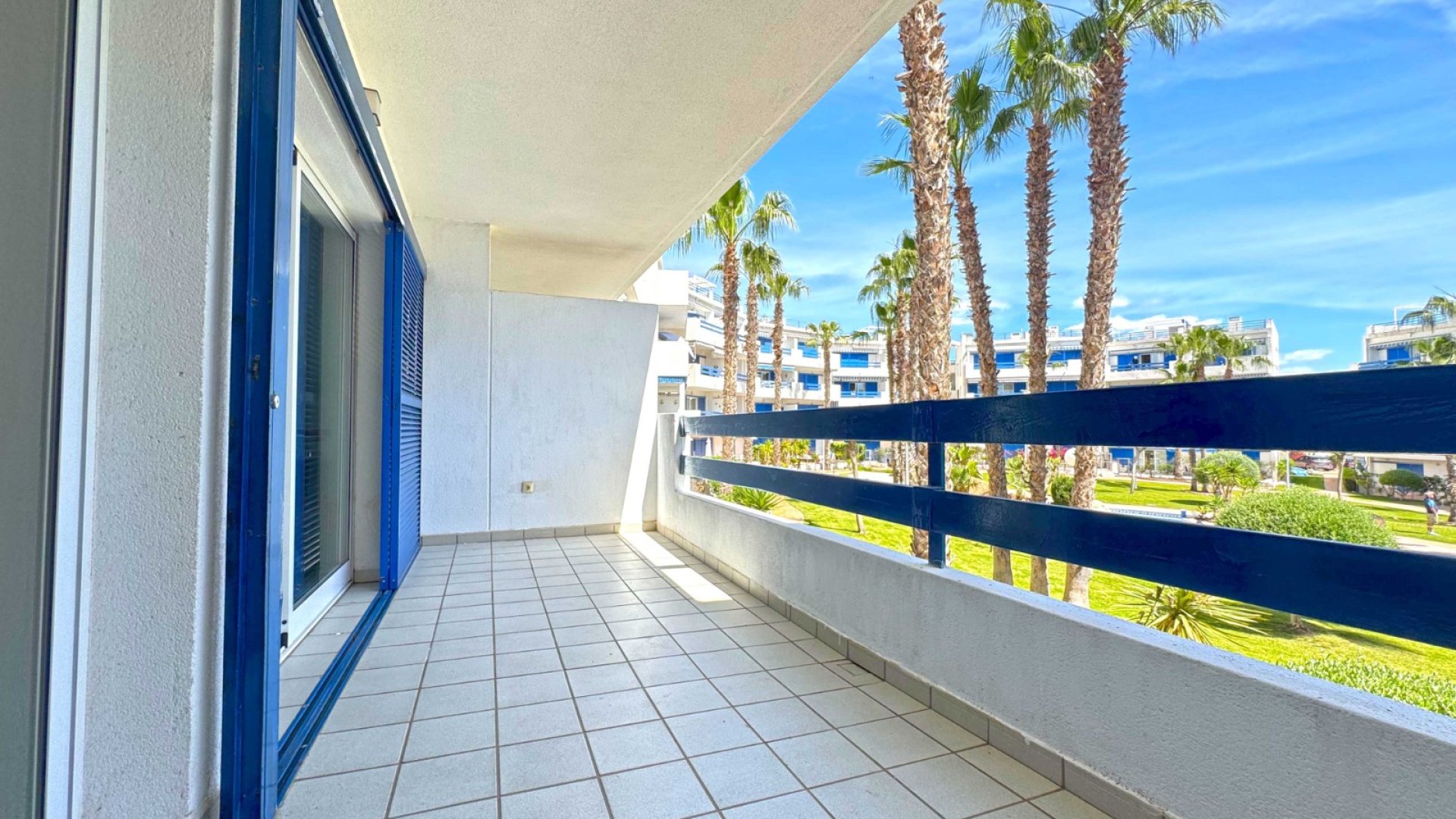 Reventa - Apartamentos -
Orihuela Costa - Playa Flamenca