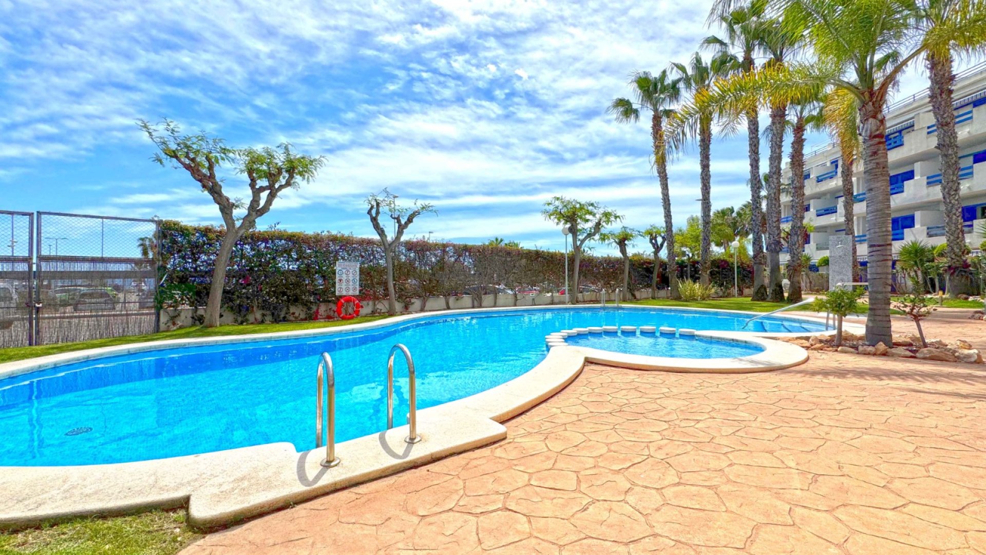 Reventa - Apartamentos -
Orihuela Costa - Playa Flamenca