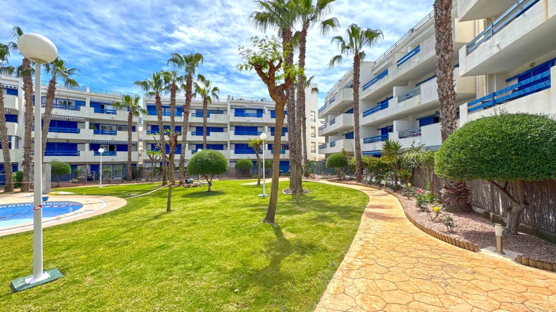 Reventa - Apartamentos -
Orihuela Costa - Playa Flamenca