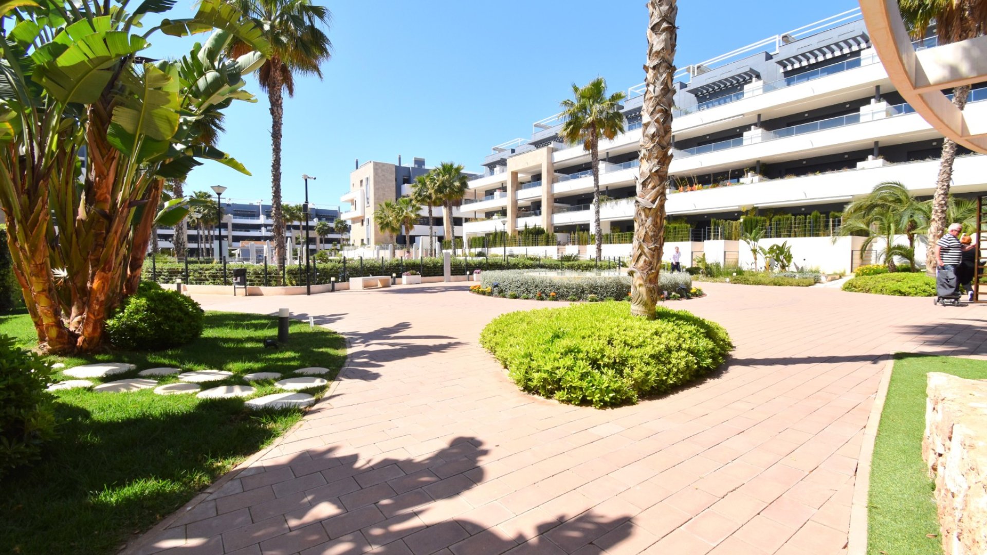 Reventa - Apartamentos -
Orihuela Costa - Playa Flamenca
