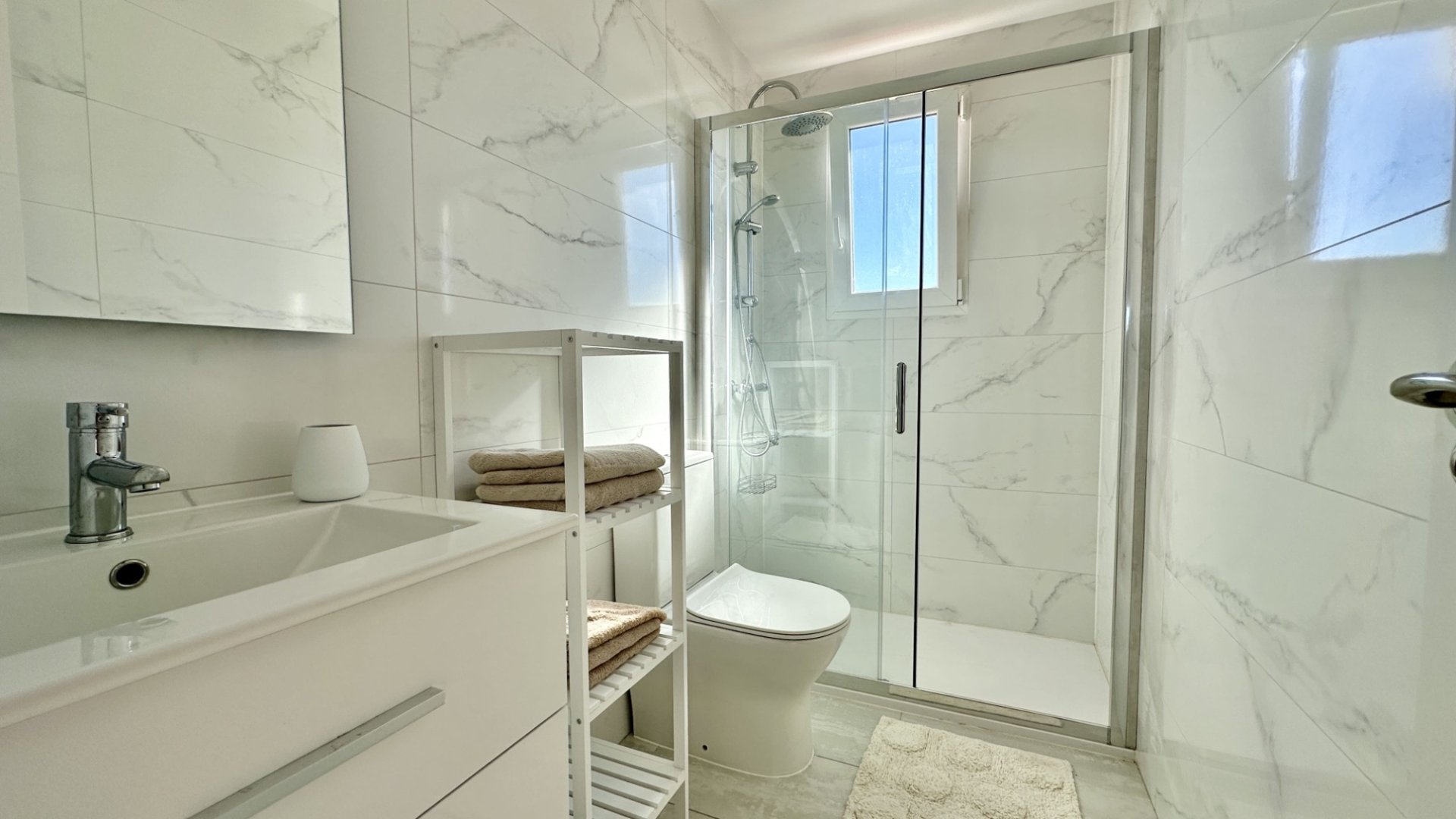 Reventa - Apartamentos -
Orihuela Costa - Punta Prima