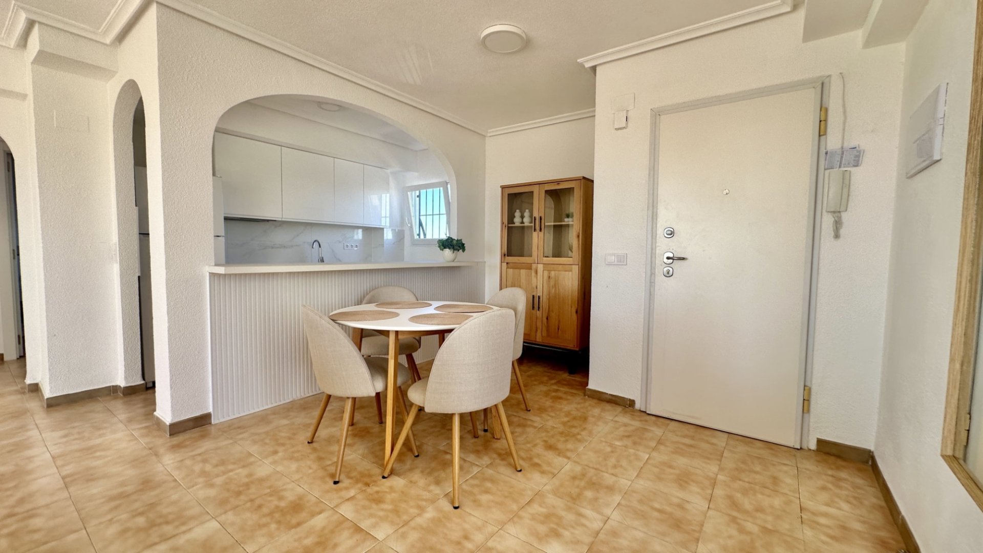 Reventa - Apartamentos -
Orihuela Costa - Punta Prima