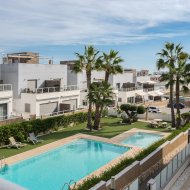 Reventa - Apartamentos -
Orihuela Costa - Punta Prima