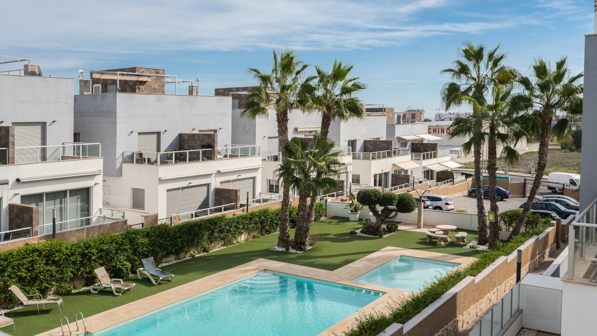 Reventa - Apartamentos -
Orihuela Costa - Punta Prima