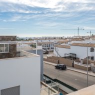 Reventa - Apartamentos -
Orihuela Costa - Punta Prima