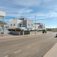 Reventa - Apartamentos -
Orihuela Costa - Punta Prima