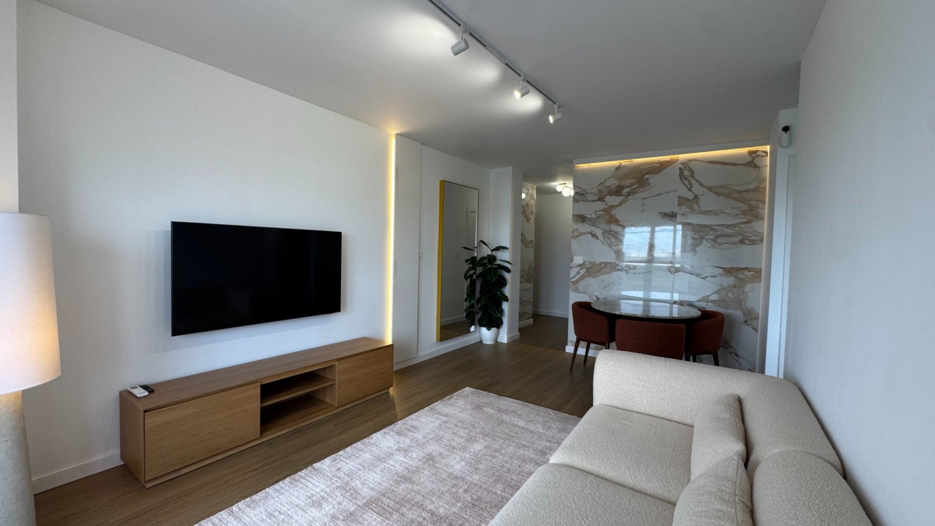 Reventa - Apartamentos -
Orihuela Costa - Punta Prima