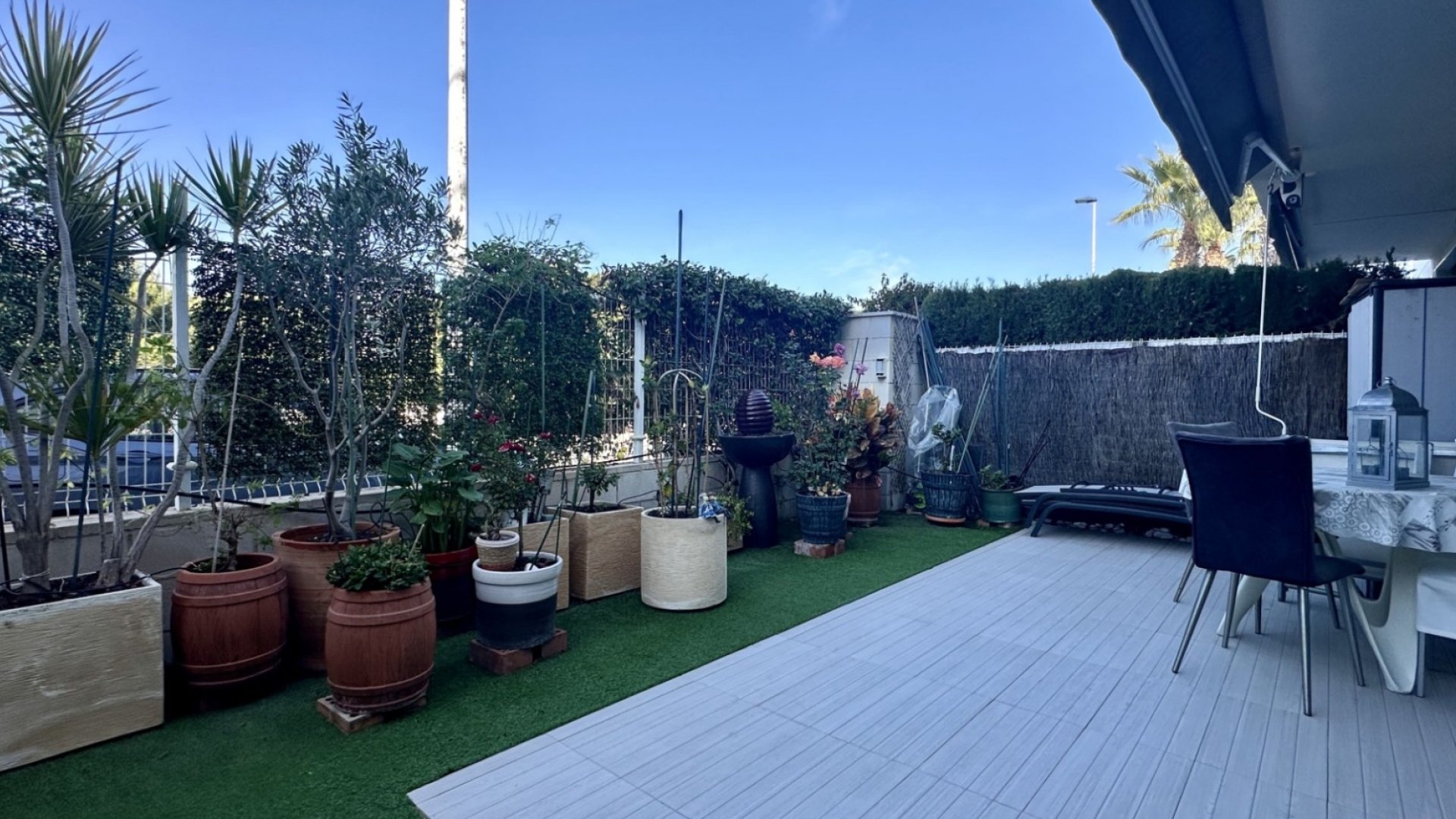 Reventa - Apartamentos -
Orihuela Costa - Punta Prima