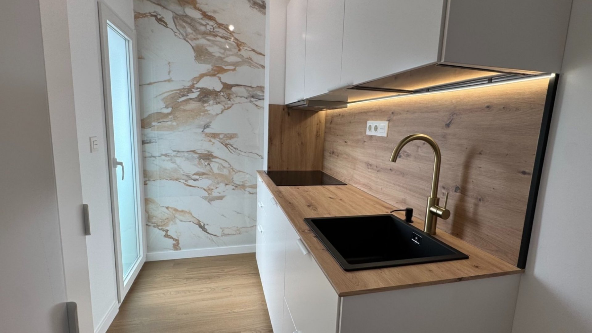 Reventa - Apartamentos -
Orihuela Costa - Punta Prima