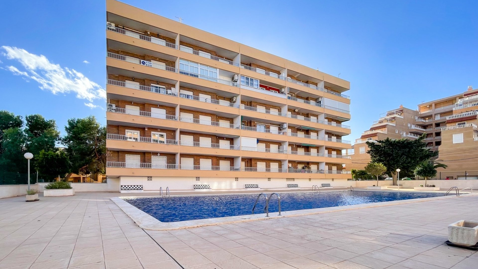 Reventa - Apartamentos -
Orihuela Costa - Punta Prima