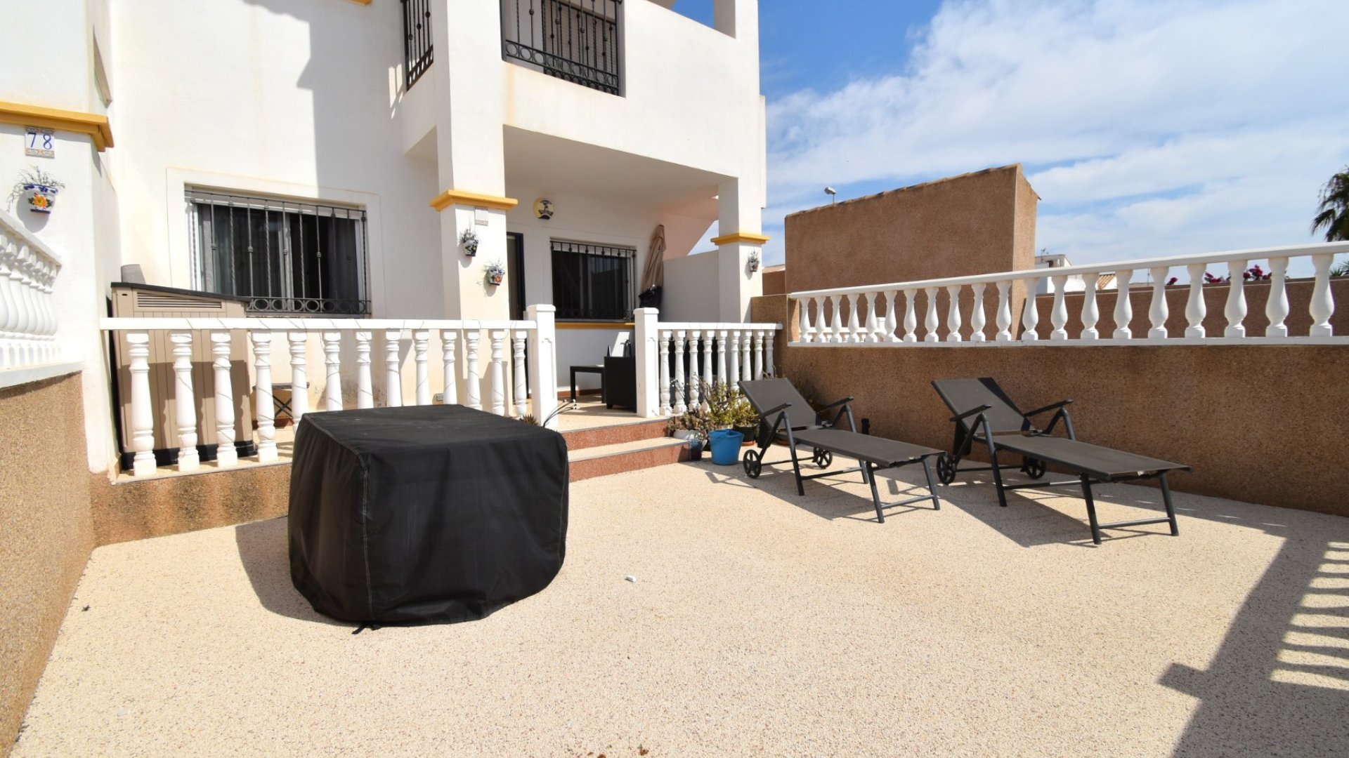 Reventa - Apartamentos -
Orihuela Costa - Punta Prima