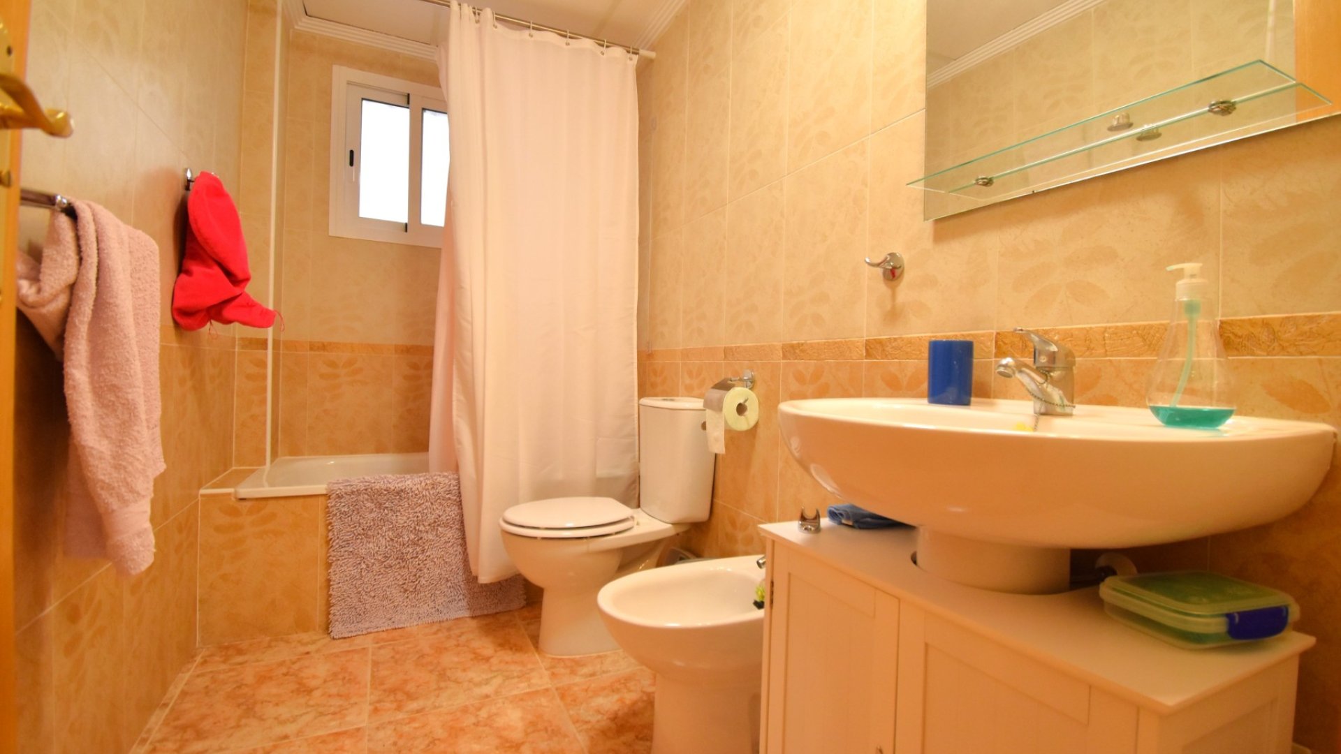 Reventa - Apartamentos -
Orihuela Costa - Punta Prima