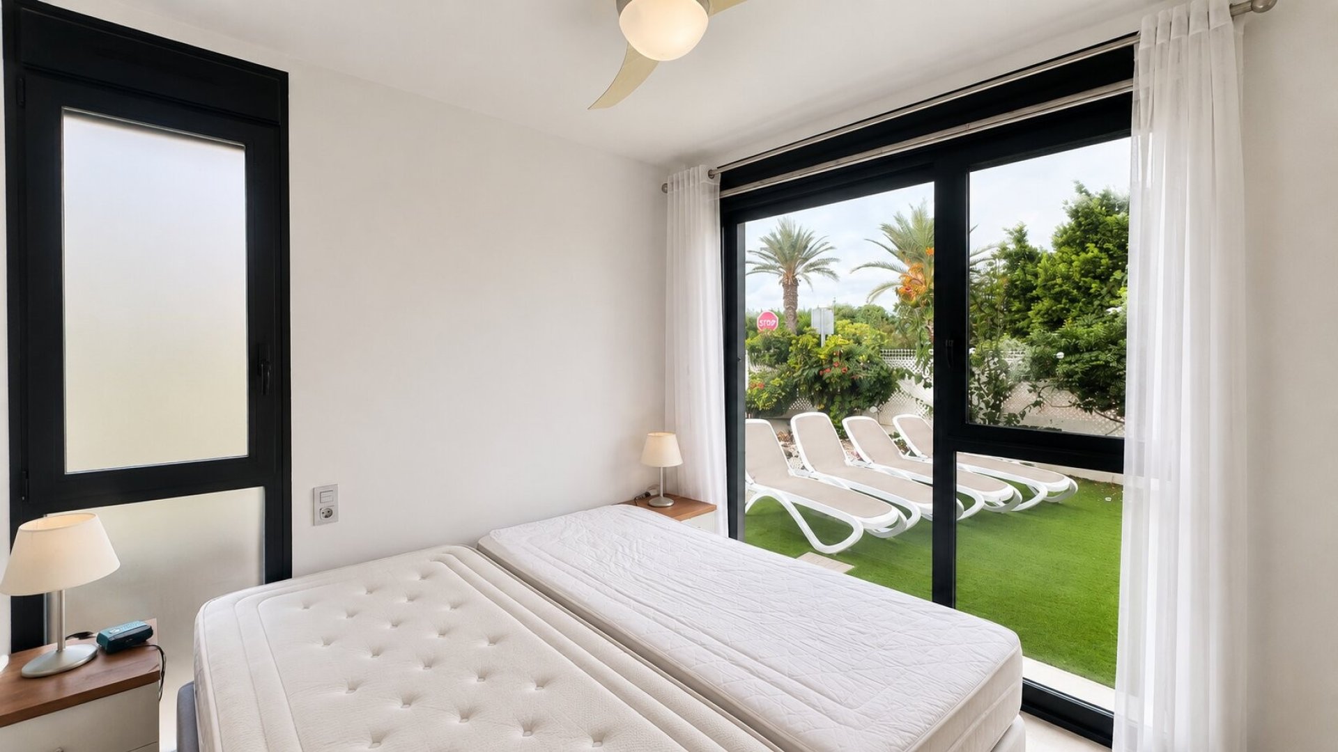 Reventa - Apartamentos -
Orihuela Costa - Punta Prima