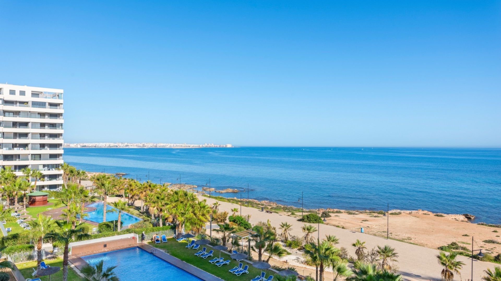 Reventa - Apartamentos -
Orihuela Costa - Punta Prima