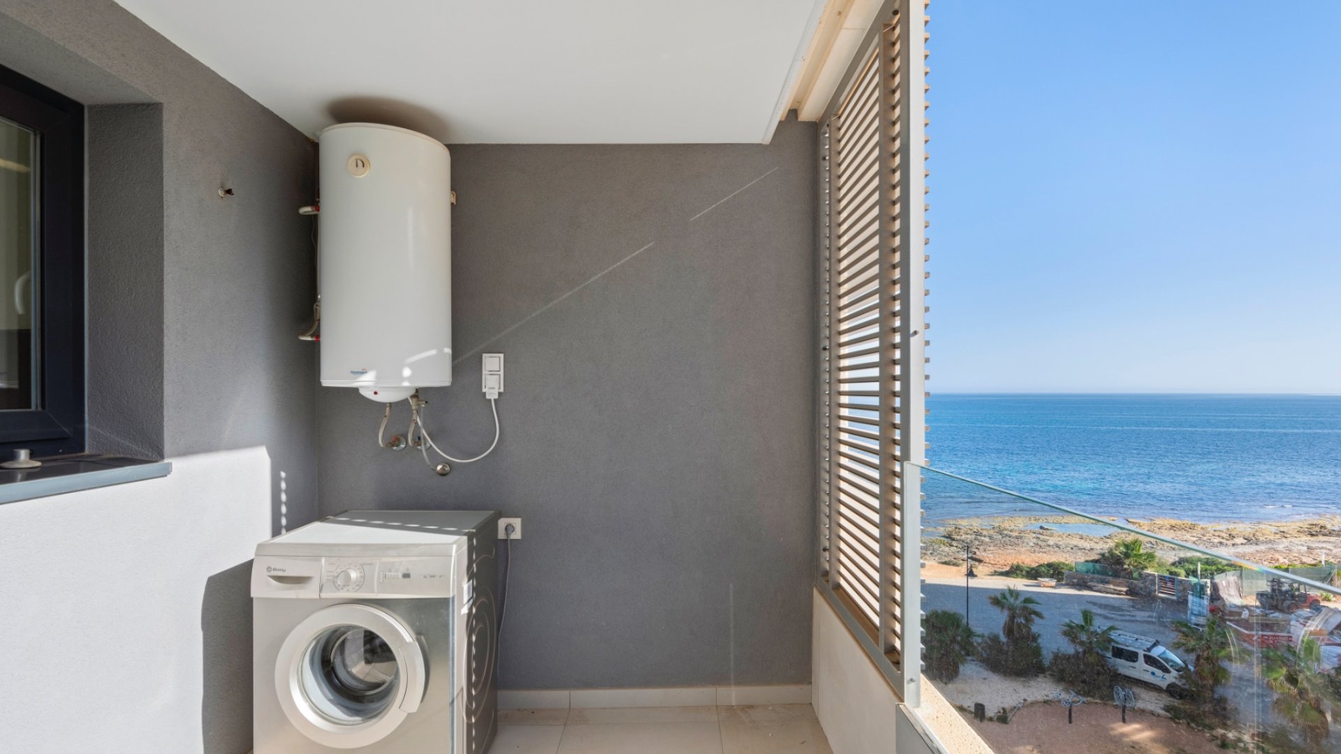 Reventa - Apartamentos -
Orihuela Costa - Punta Prima