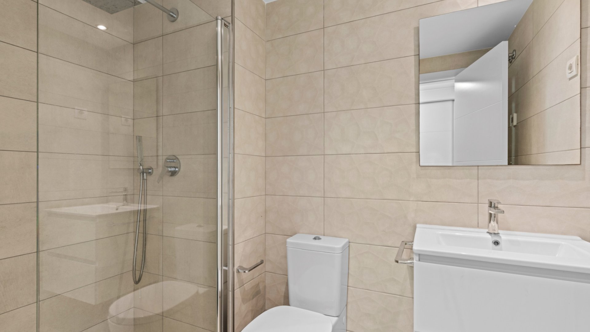 Reventa - Apartamentos -
Orihuela Costa - Punta Prima