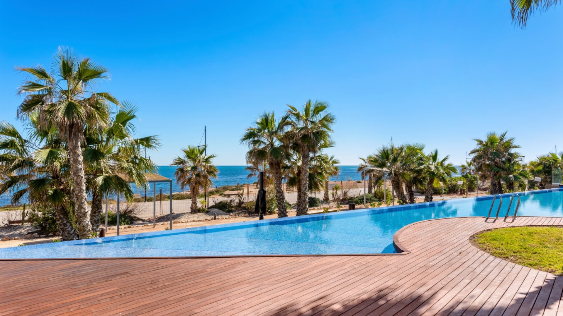 Reventa - Apartamentos -
Orihuela Costa - Punta Prima
