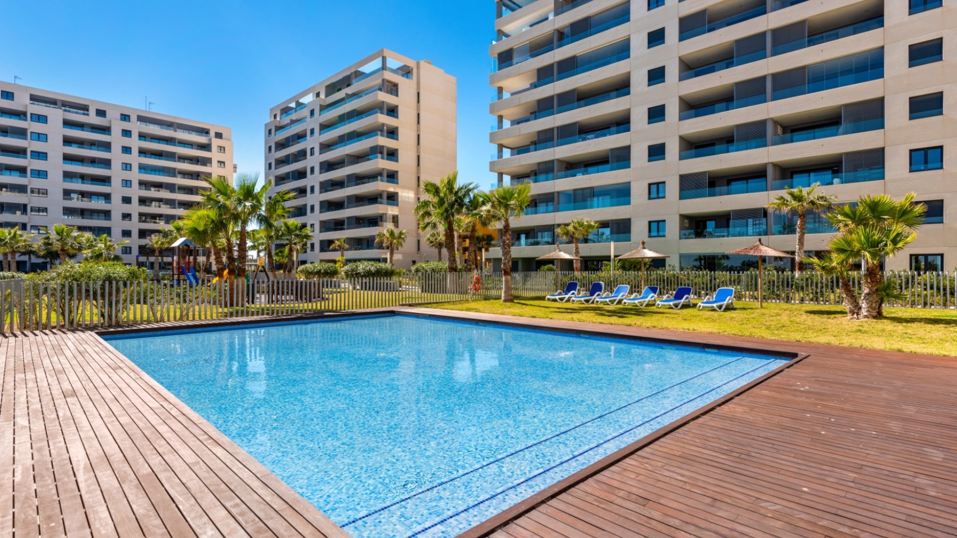 Reventa - Apartamentos -
Orihuela Costa - Punta Prima