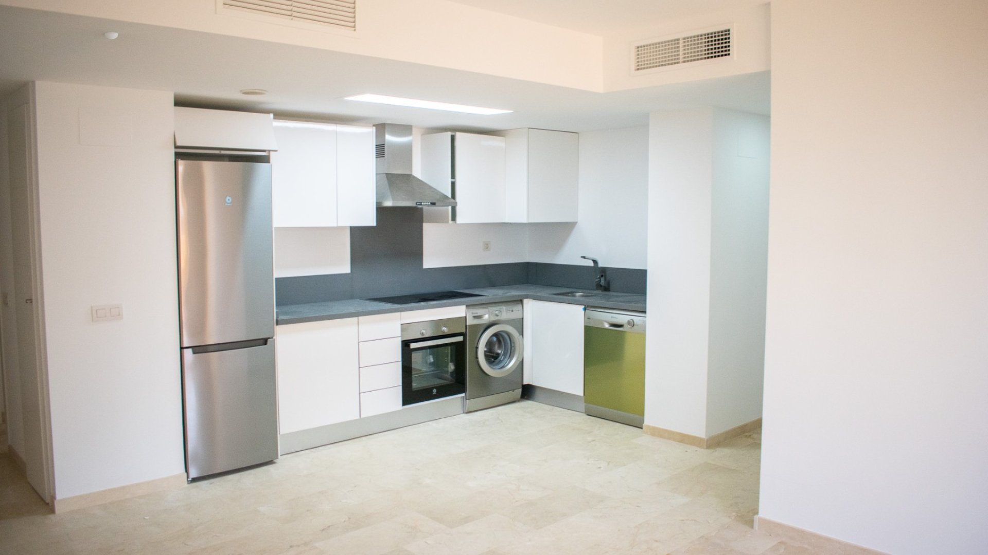 Reventa - Apartamentos -
Orihuela Costa - Punta Prima