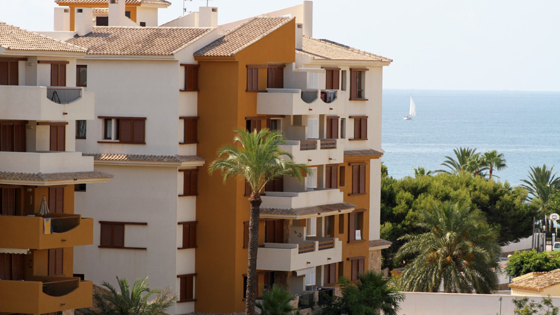 Reventa - Apartamentos -
Orihuela Costa - Punta Prima