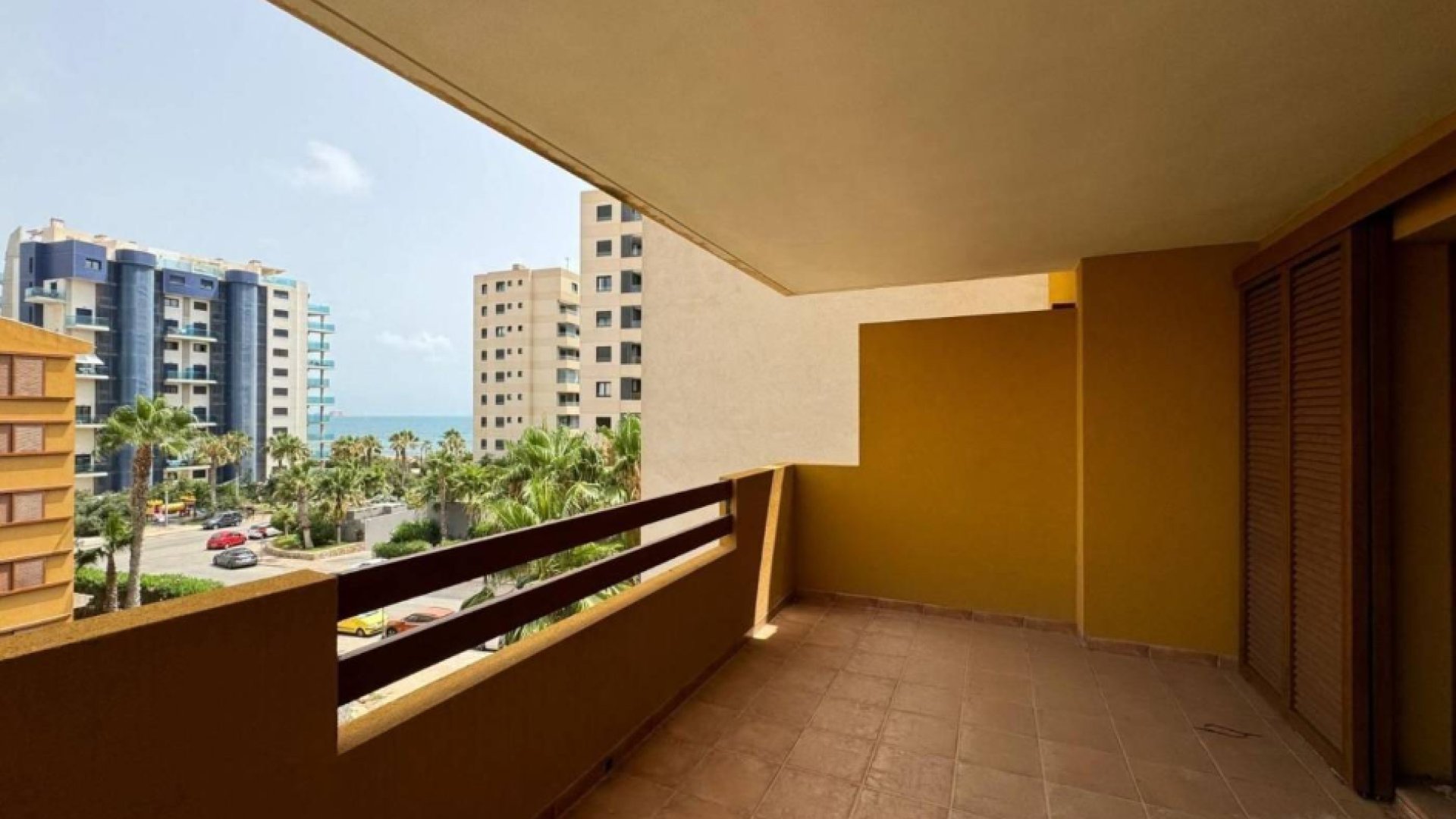 Reventa - Apartamentos -
Orihuela Costa - Punta Prima