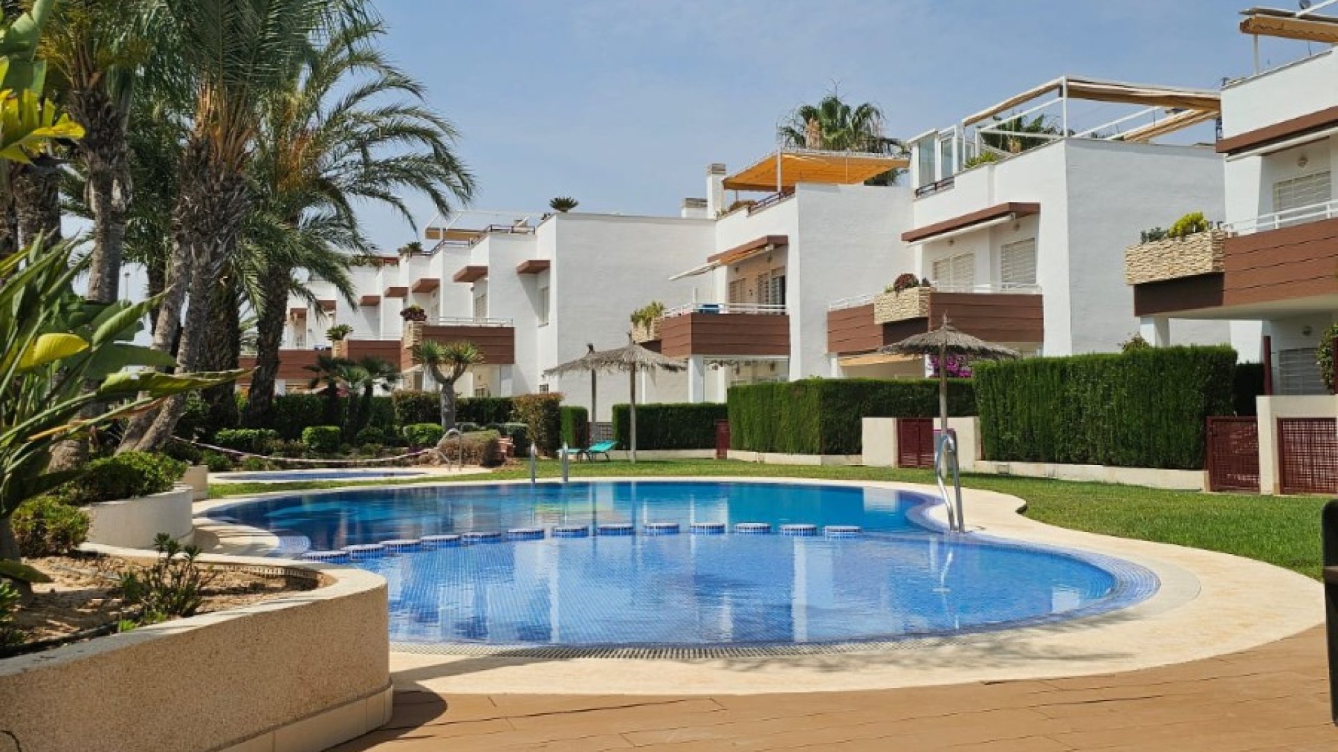 Reventa - Apartamentos -
Orihuela Costa - Punta Prima
