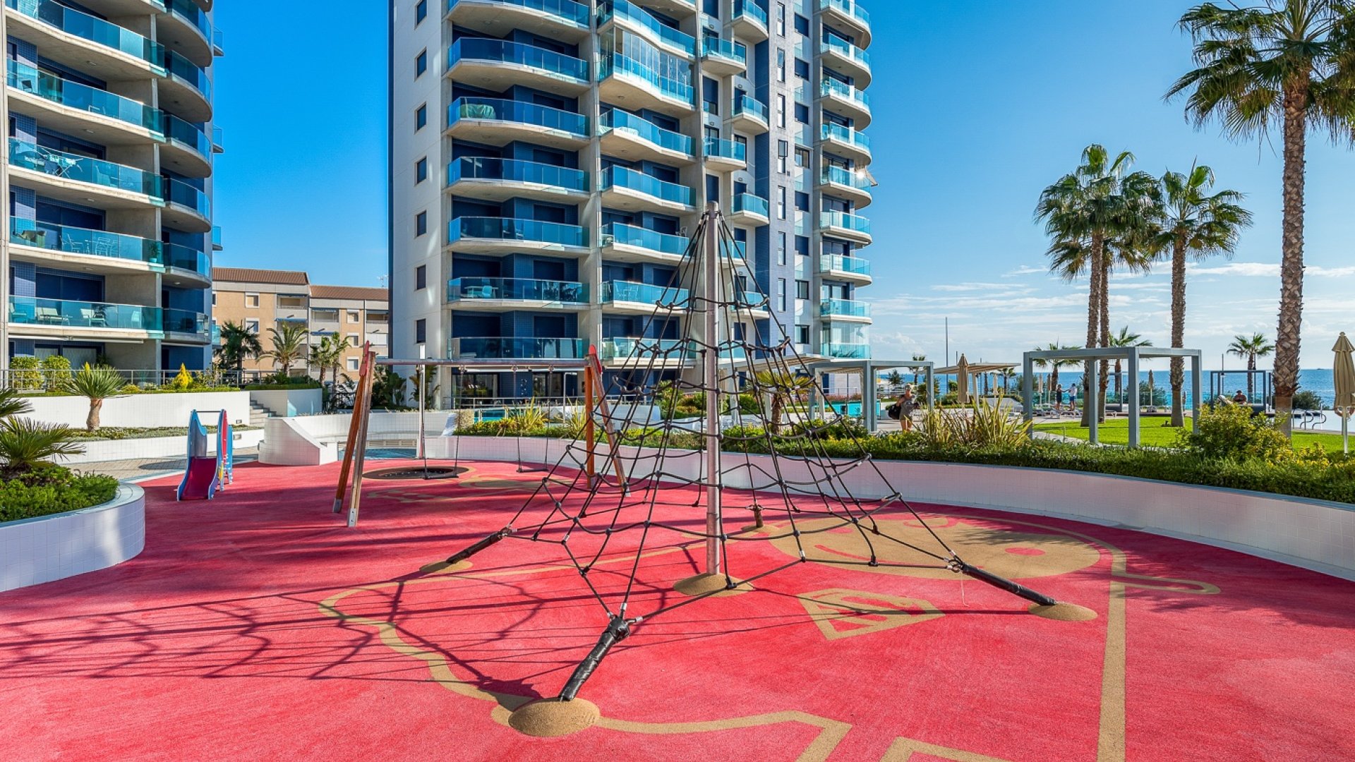 Reventa - Apartamentos -
Orihuela Costa - Punta Prima