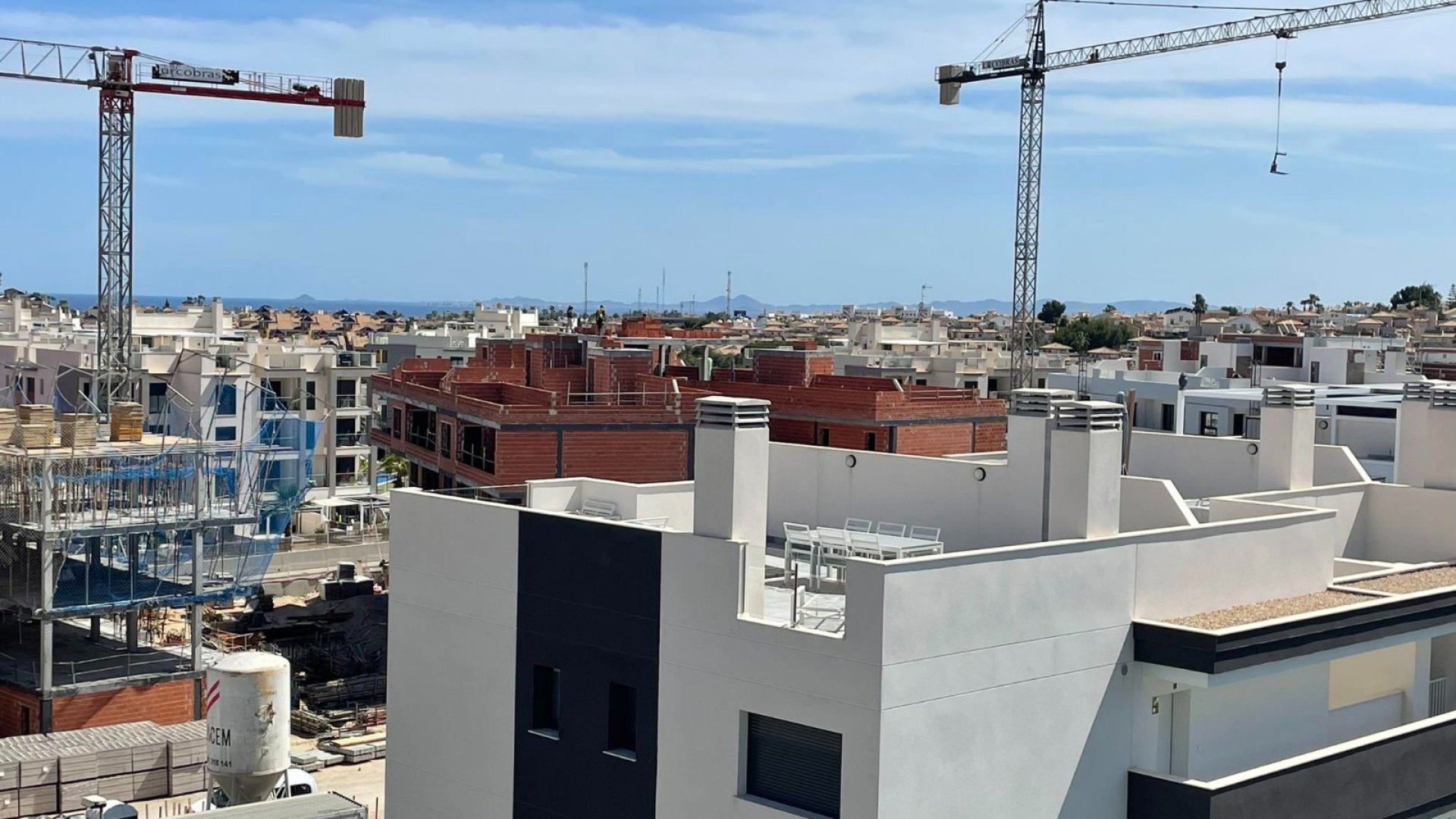 Reventa - Apartamentos -
Orihuela Costa - Villamartín