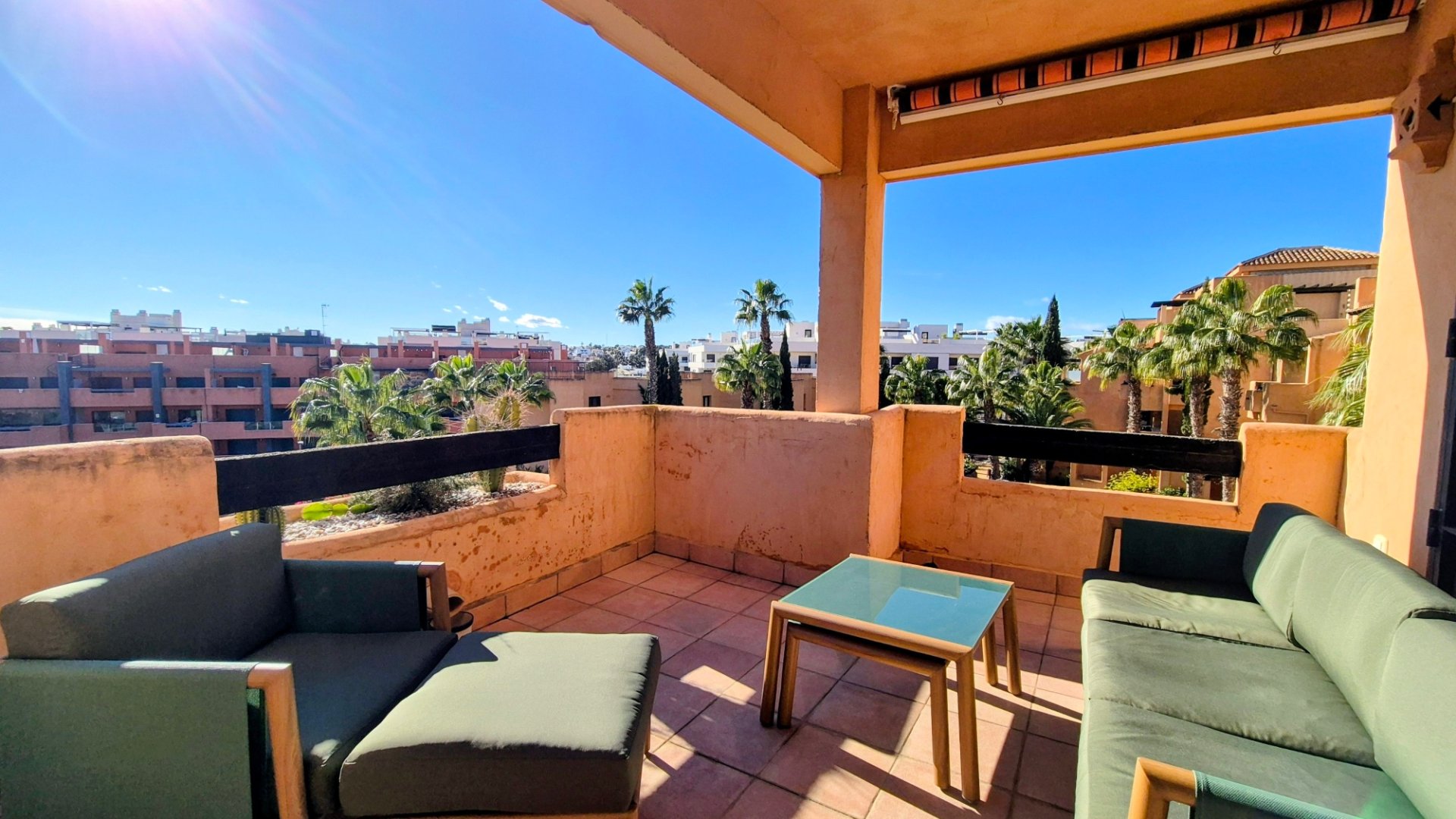 Reventa - Apartamentos -
Orihuela Costa - Villamartín