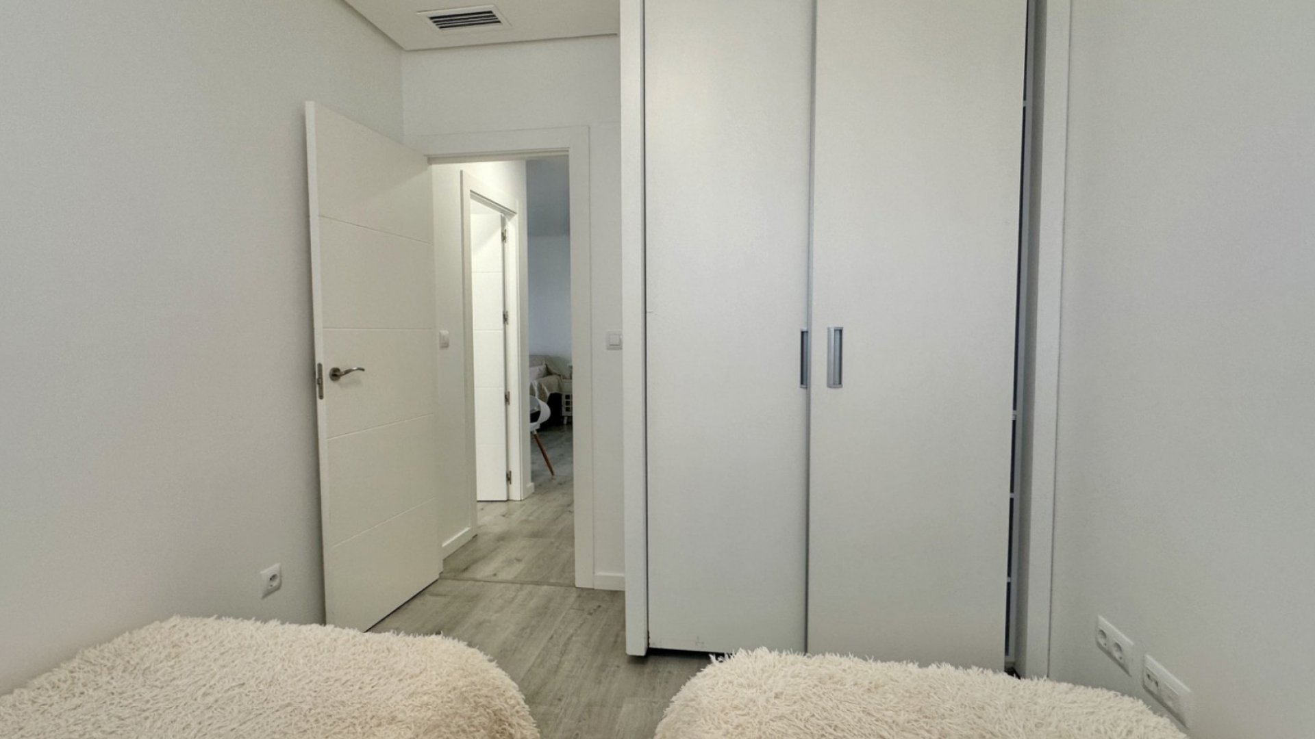 Reventa - Apartamentos -
Orihuela Costa - Villamartín