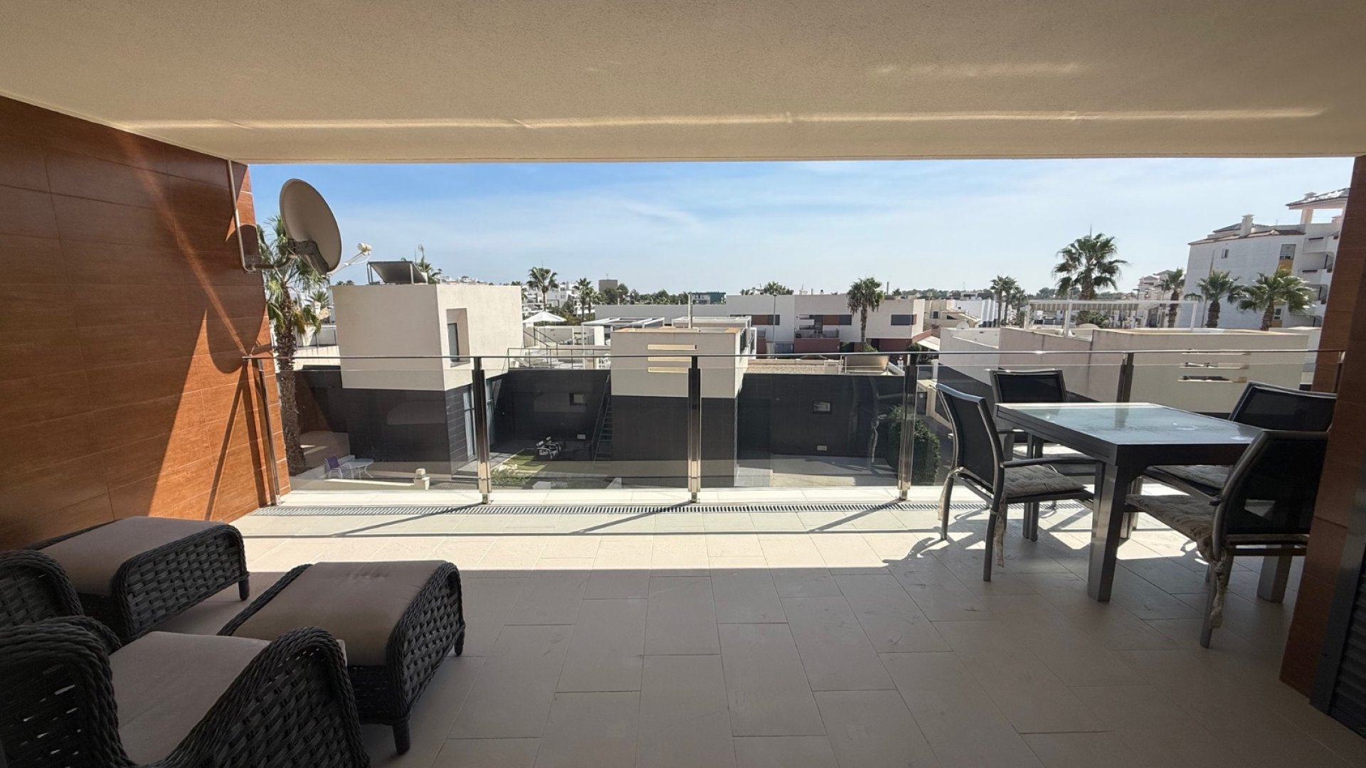Reventa - Apartamentos -
Orihuela Costa - Villamartín