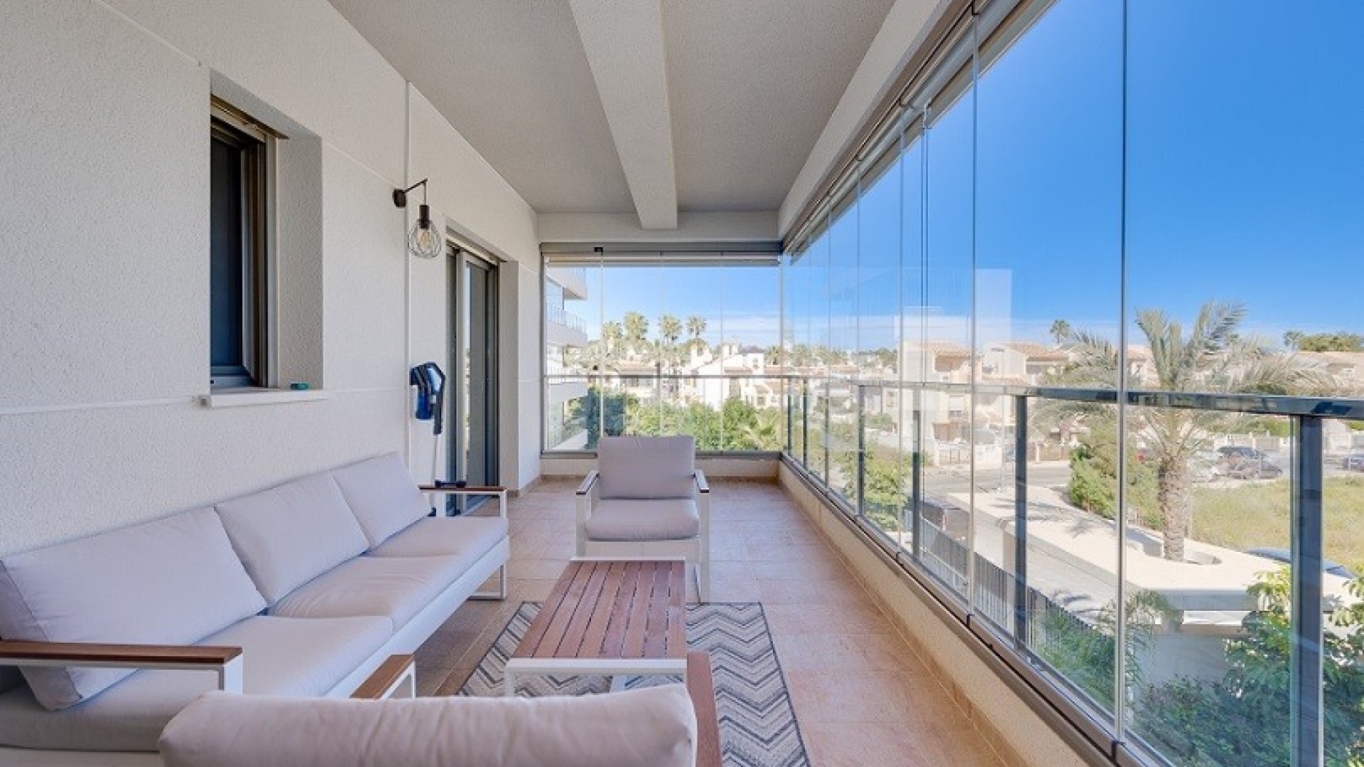 Reventa - Apartamentos -
Orihuela Costa - Villamartín