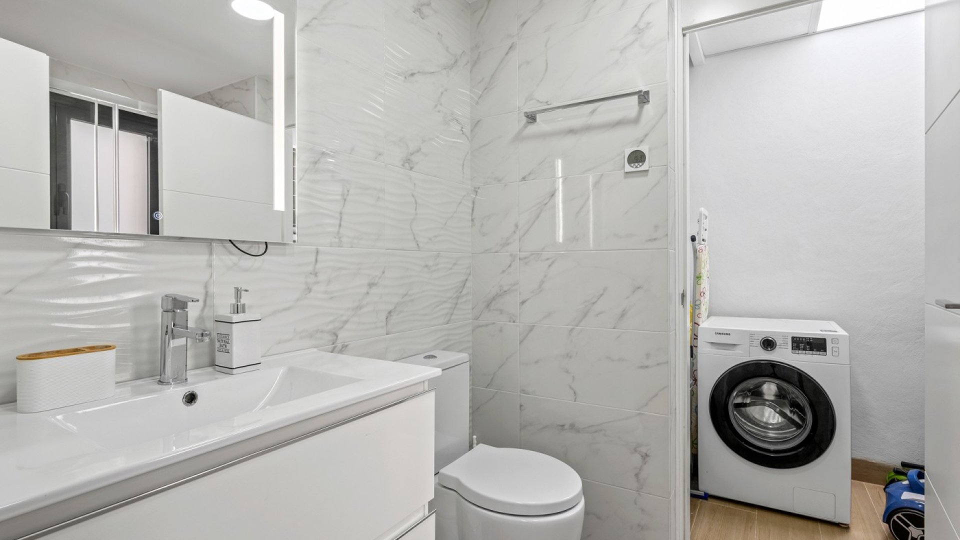 Reventa - Apartamentos -
Orihuela Costa - Villamartín