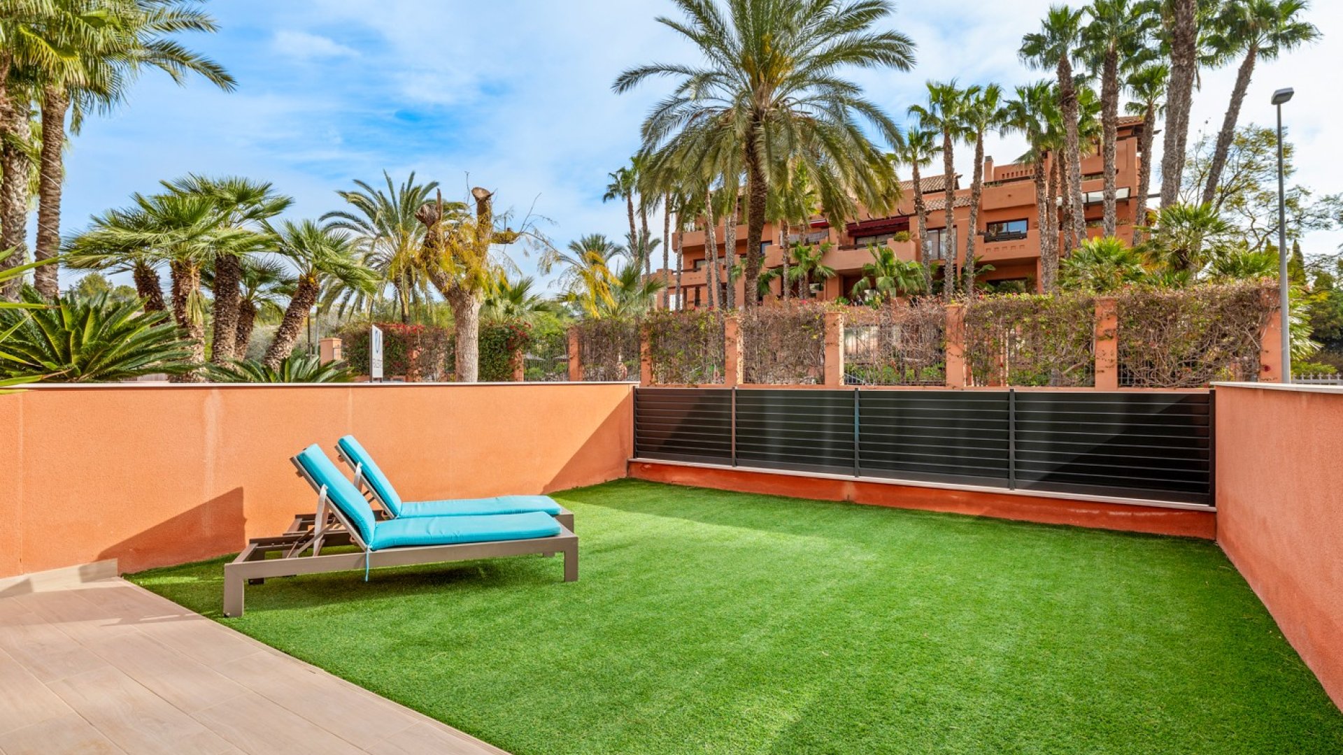 Reventa - Apartamentos -
Orihuela Costa - Villamartín