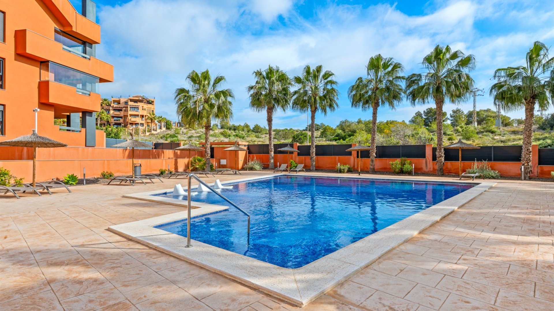 Reventa - Apartamentos -
Orihuela Costa - Villamartín