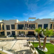 Reventa - Apartamentos -
Orihuela Costa - Villamartín