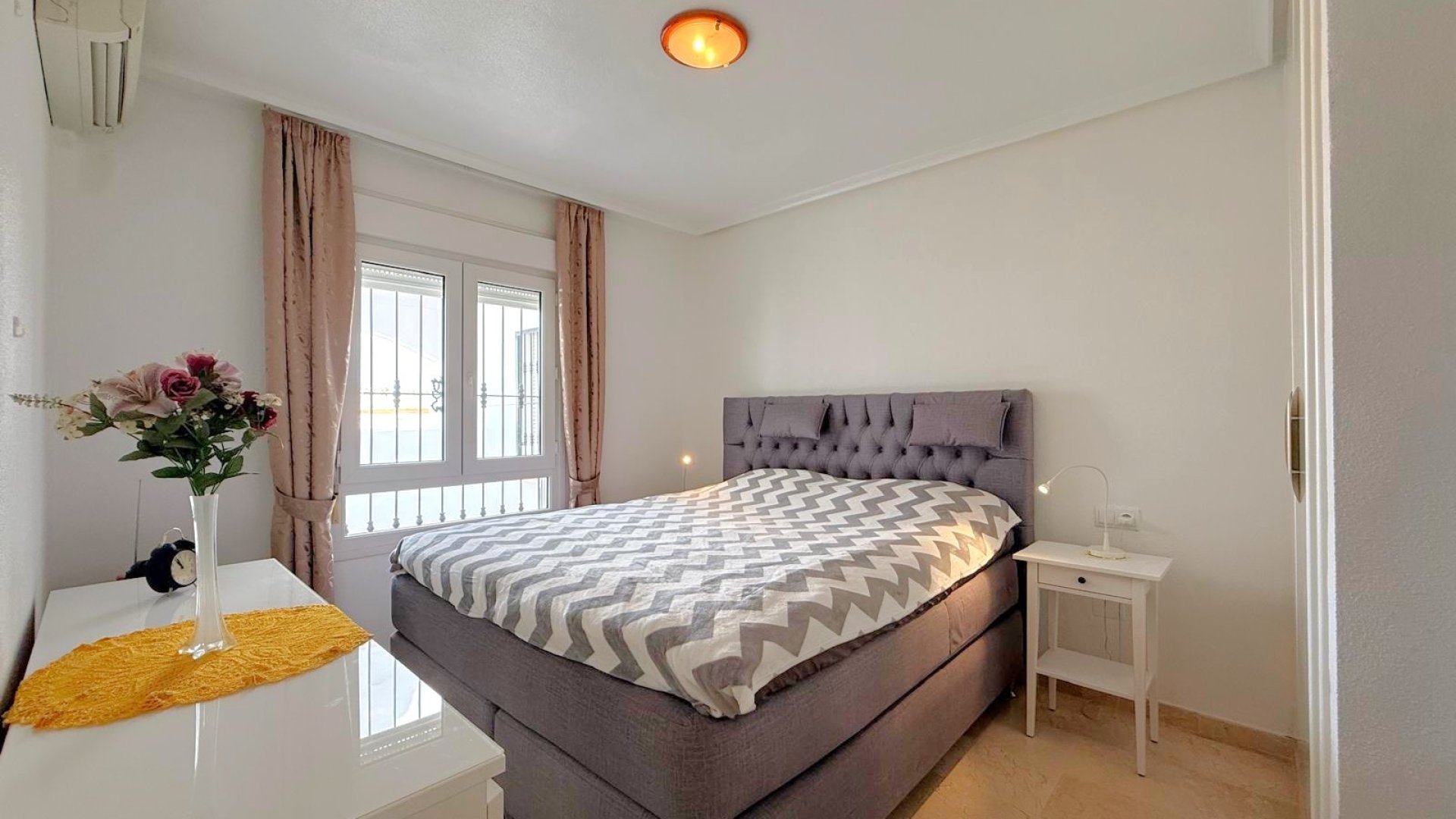Reventa - Apartamentos -
Orihuela Costa - Villamartín