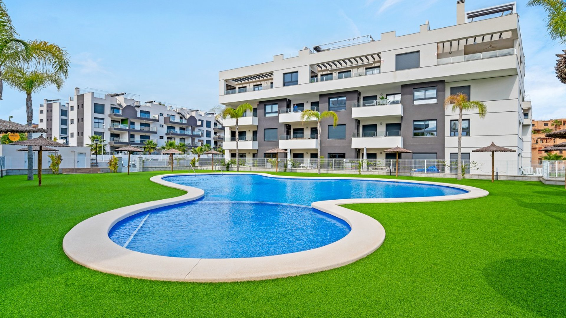 Reventa - Apartamentos -
Orihuela Costa - Villamartín